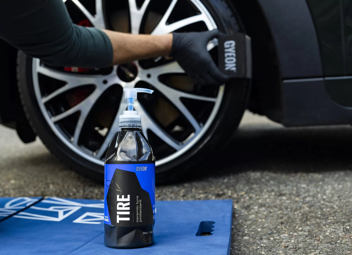 Gyeon Q² Tire 500ml | Si02 Infused Tyre Dressing & Coating