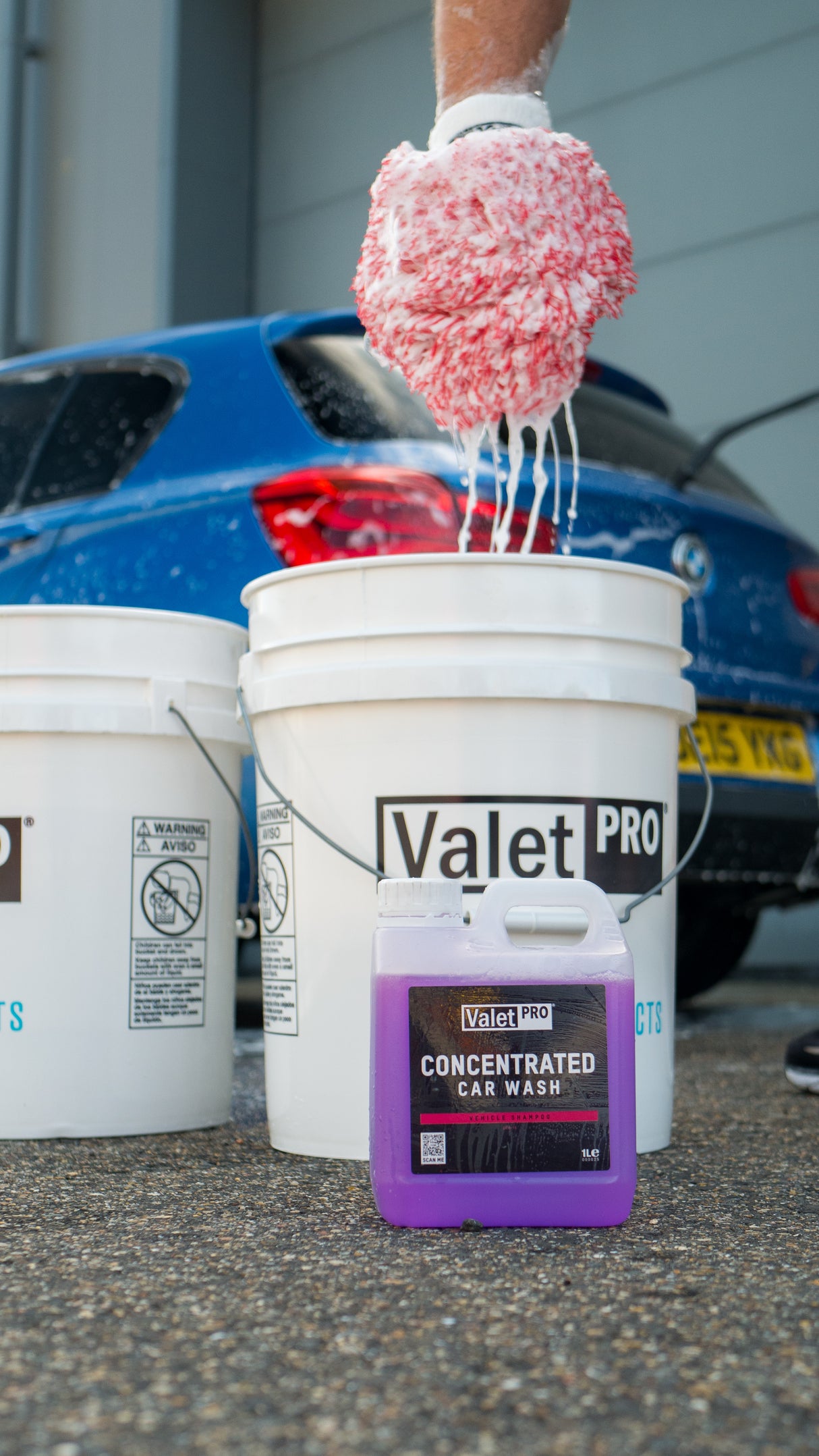 ValetPRO Bucket and Wash Mitt | Detailing Bucket and Grit Guard