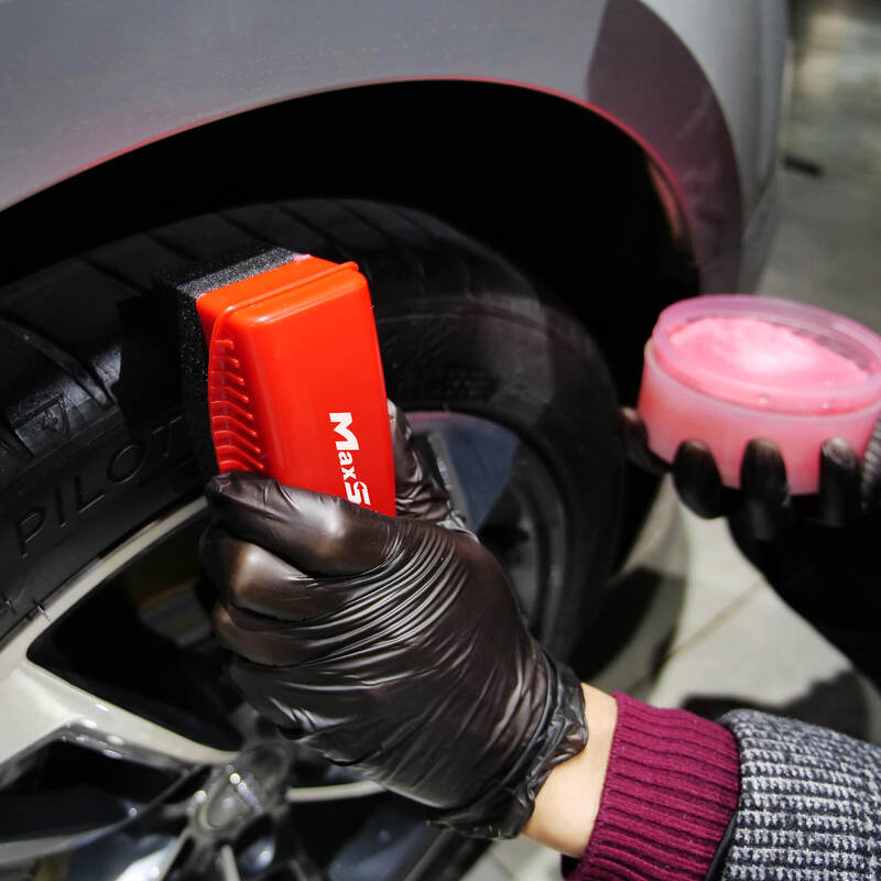 Maxshine Dressing & Protectant Applicator | Even Coverage