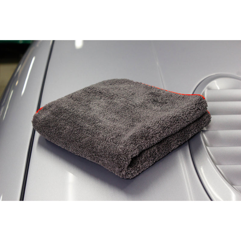 Mammoth McFluffy Super Soft Buffing Towel | Soft Silk Edge
