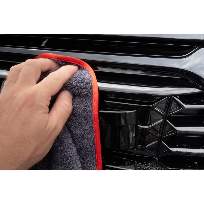 Mammoth McFluffy Super Soft Buffing Towel | Soft Silk Edge