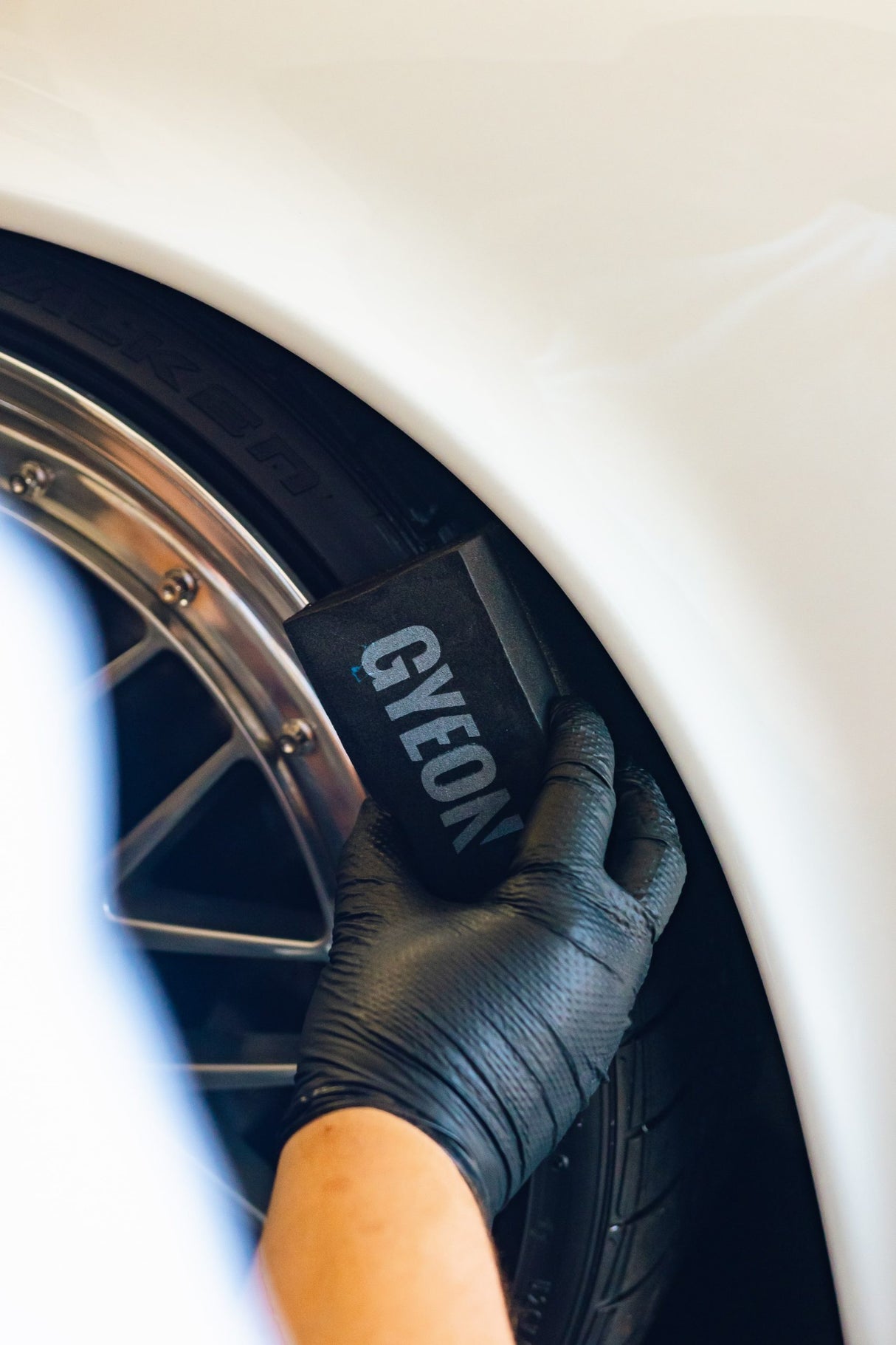 Gyeon Q²M Tire Applicator | Easy to use Tyre Dressing Applicator