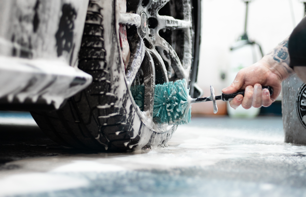 How to clean your wheels | Alloy Wheel Cleaning Guide