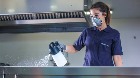 IK FOAM 1.5 Handheld Pressure Sprayer | Foaming Pump Spray