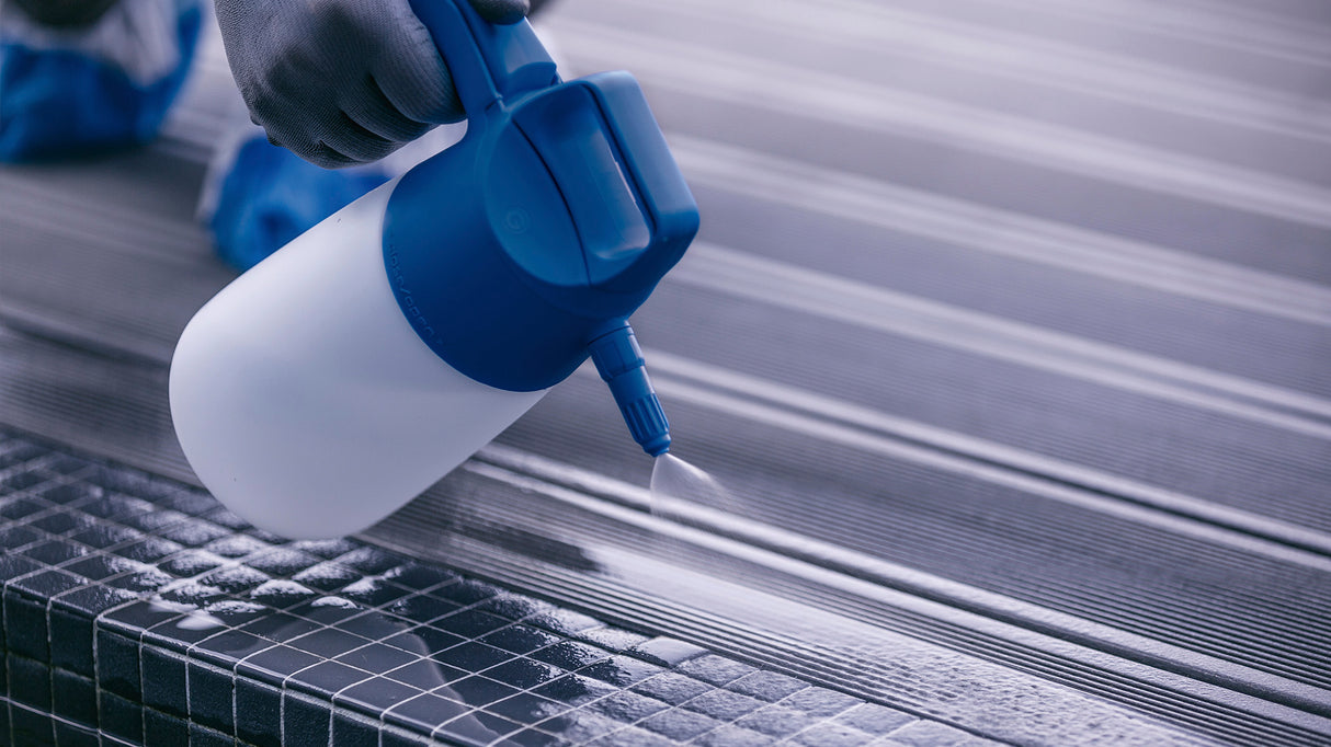 IK ALK 1.5 Professional Hand Sprayer | For Alkaline Chemicals