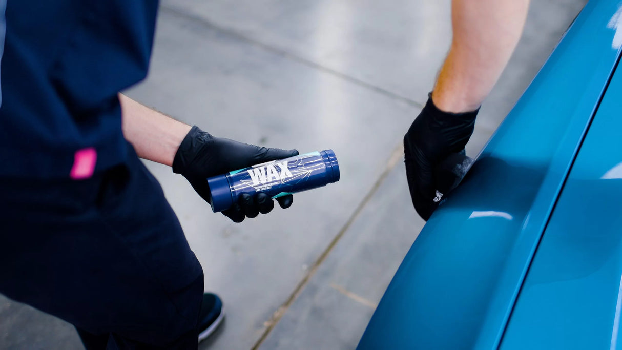 Gyeon Q² Wax | Super Hydrophobic Fluorine Based Wax