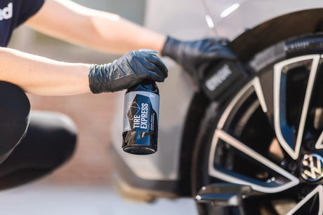 Gyeon Q²M Tire Express | Satin OEM Rubber and Tyre Dressing