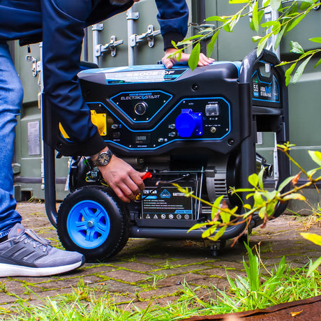 Gorilla Power 5500W Dual-Fuel Generator with Electric Start GP5500E-DF