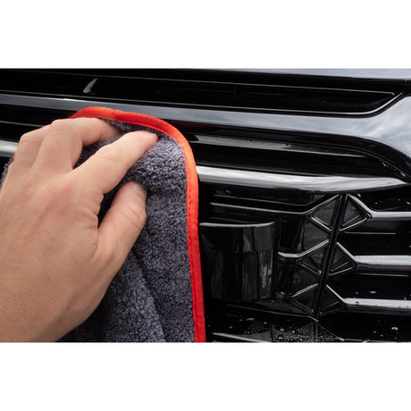 Mammoth McFluffy Super Soft Buffing Towel | Soft Silk Edge