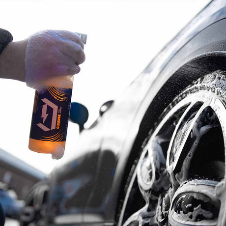 Duel Cleanse Tyre Cleaner | Removes Old Tyre Dressings & Grime