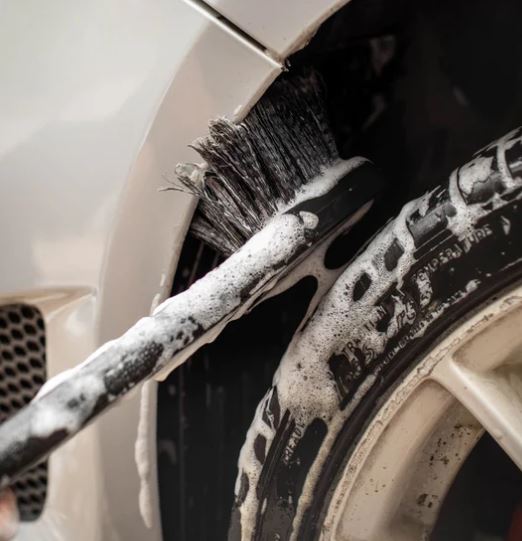 Sam's Detailing Wheel Arch Brush | Long Handled Wheel Arch Brush