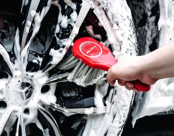 Maxshine Medium Duty Wheel and Body Brush | Car Wash Brush
